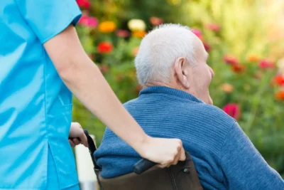 insumos para adultos mayores